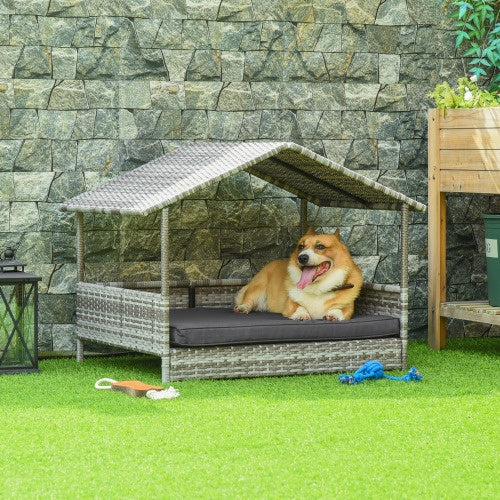 The Rattan Dog House Outdoor with Canopy Is Suitable for Small and Medium-Sized Dogs
