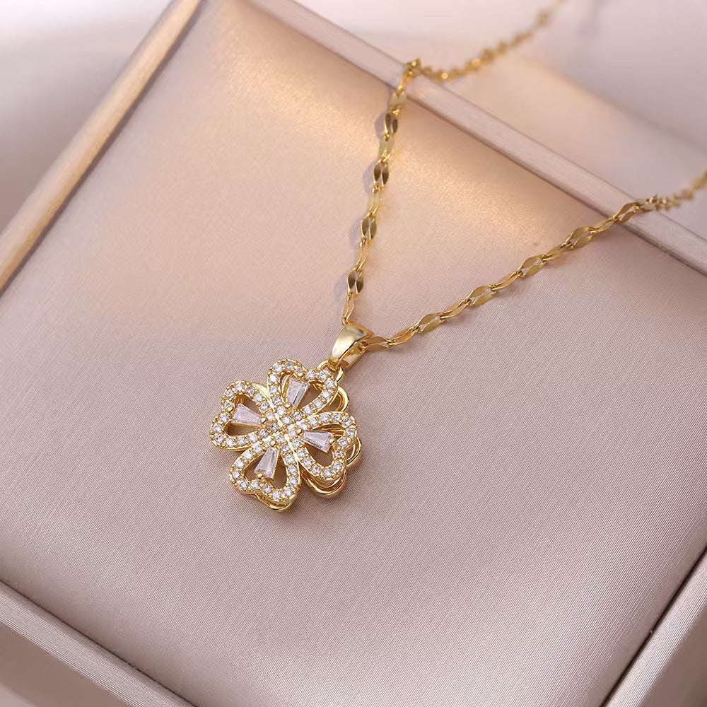 Women's Four-Leaf Flower Heart-Shaped Rotatable Necklace