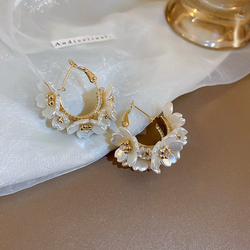 Sophisticated Luxury Floral EarringsExquisite