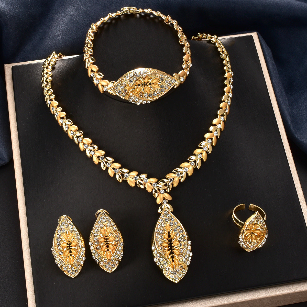 Middle Eastern-Style Bridal Jewelry Set