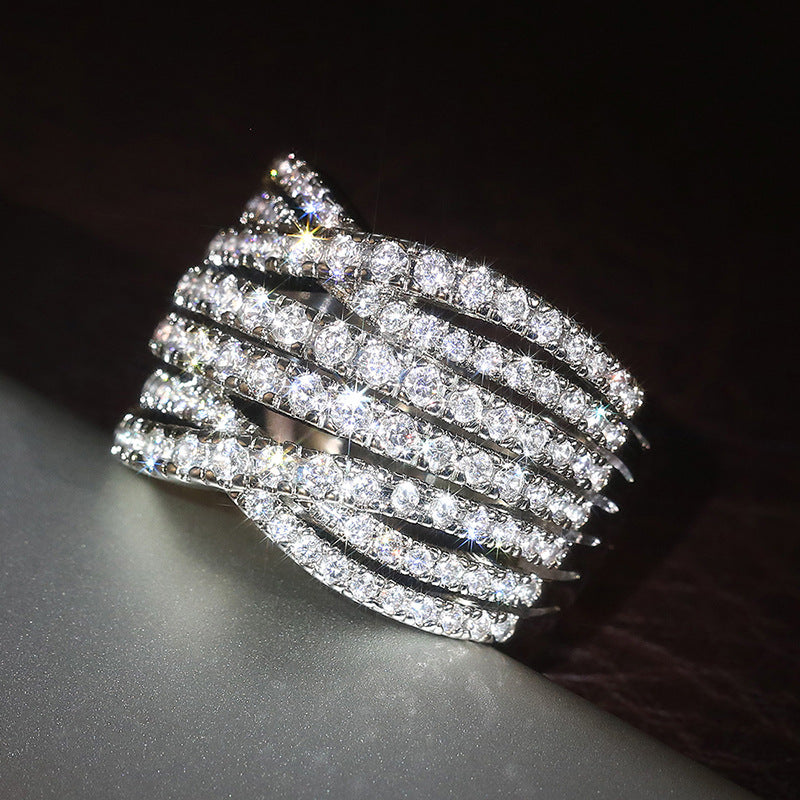 Shimmering Light-Luxury-Style High-End Jewelry Ring