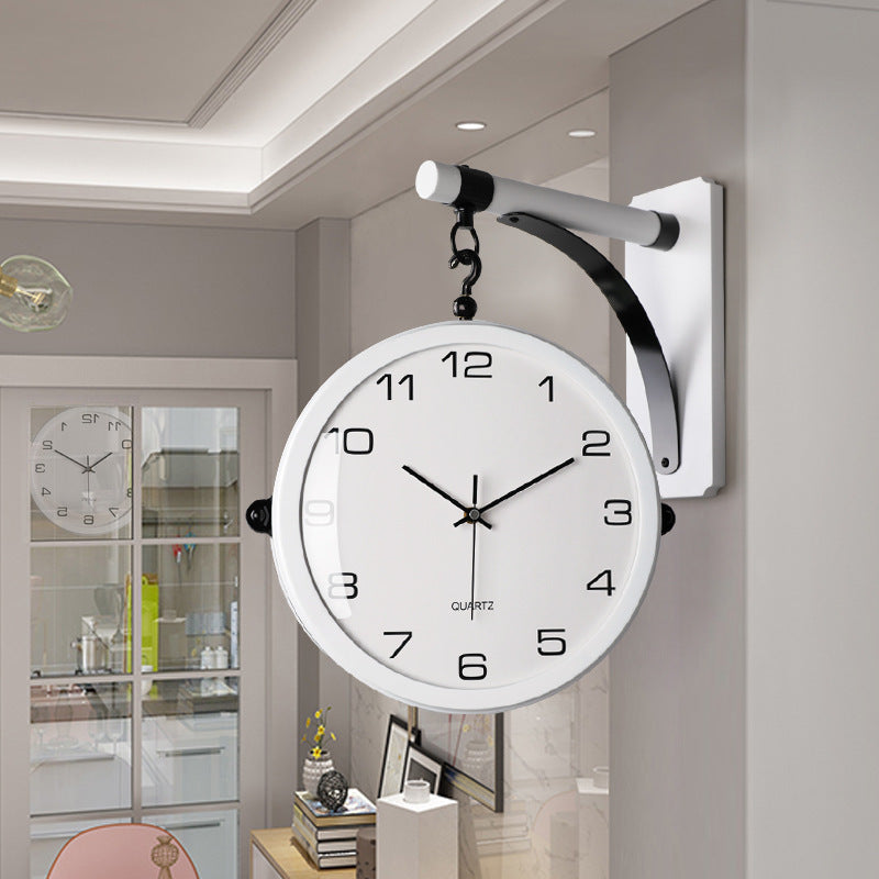 Household Quartz Fashionable Wall Clock Is Light And Luxurious