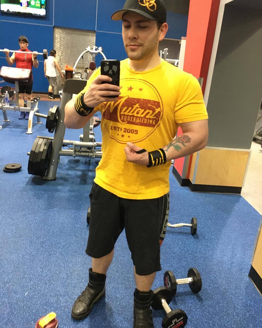 New Short Sleeve Clothing Tight T-Shirt Mens Gyms Fitness