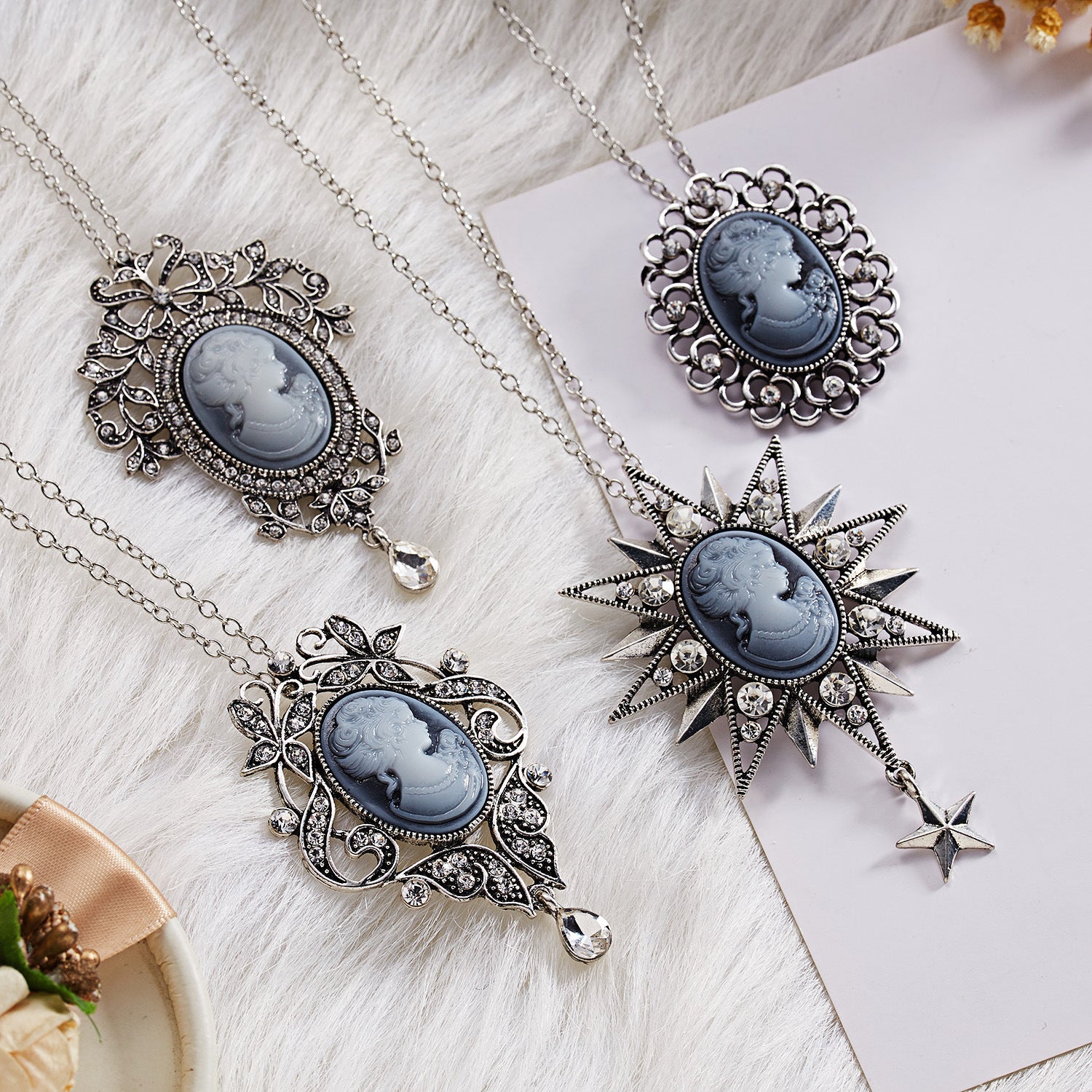 Vintage Hollow Pendant