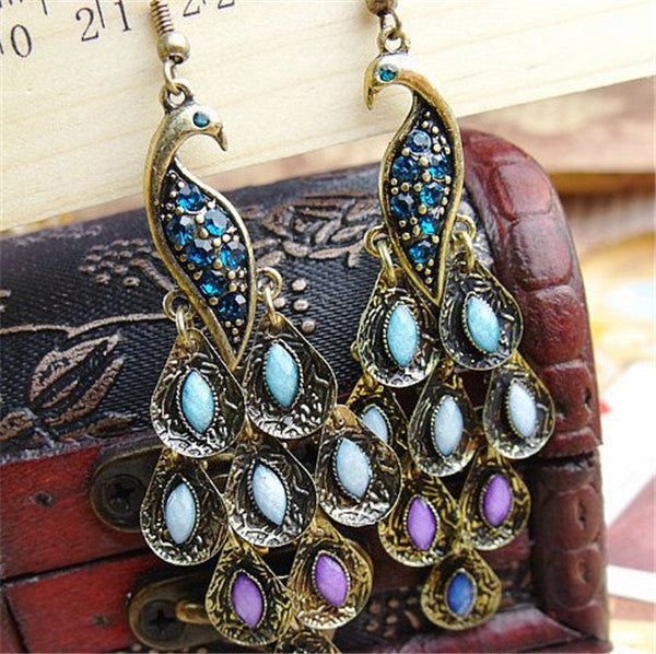 Miss Peacock Diamond Temperament Earrings