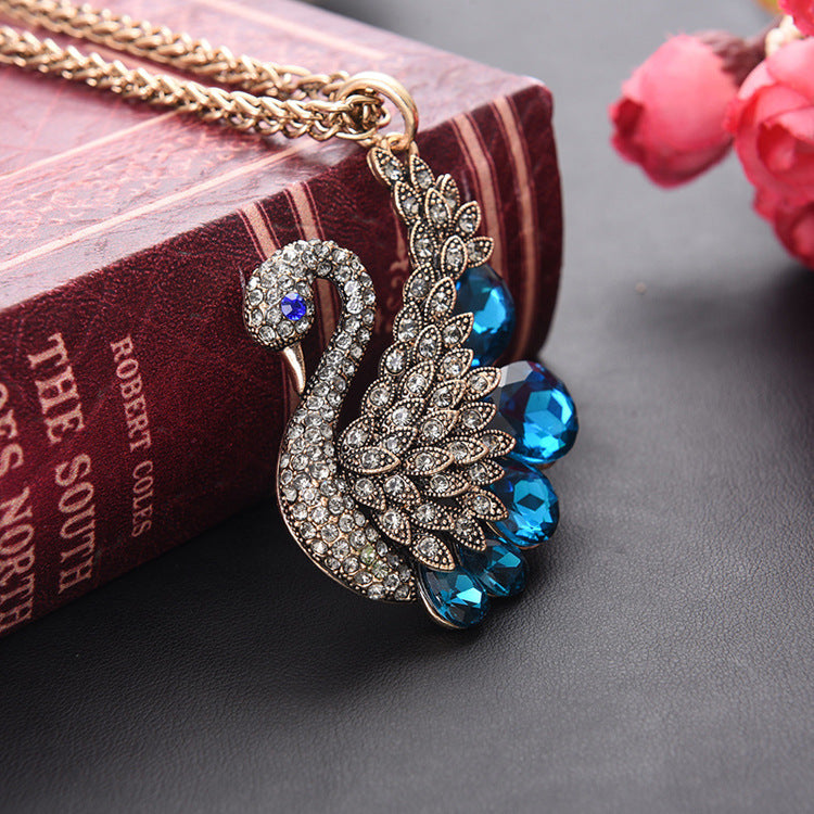 Swan Crystal Glass Necklace