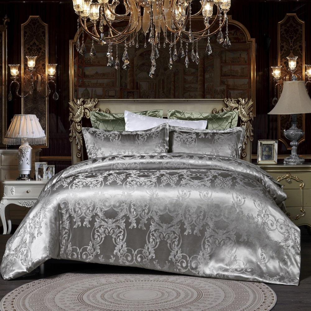 Luxurious Bedding Set