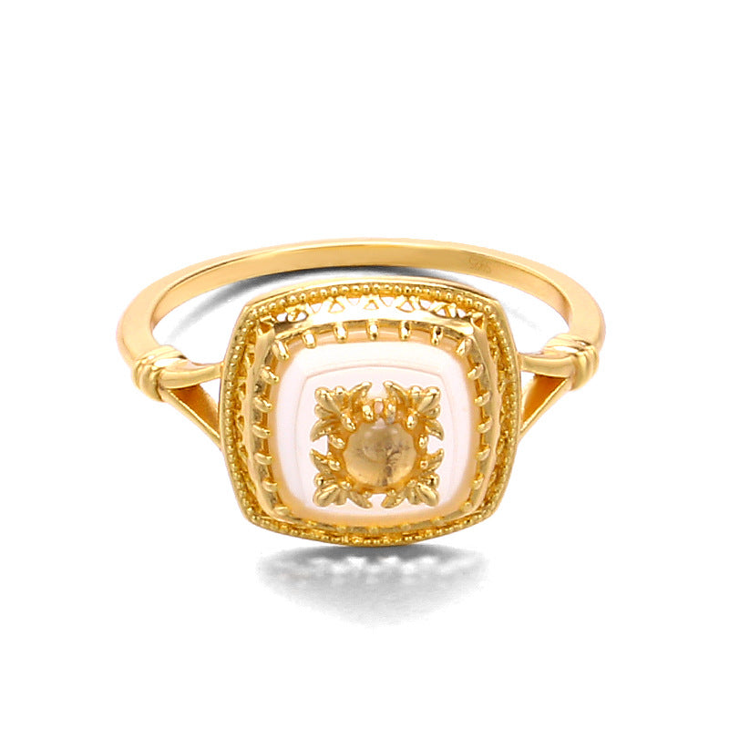 Palace Style Elegant Cut Flower Ring