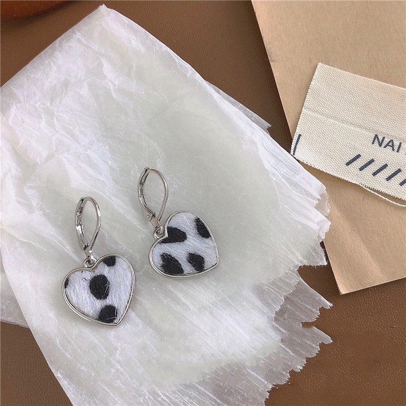 Autumn And Winter Cow Leopard Print Love Earrings