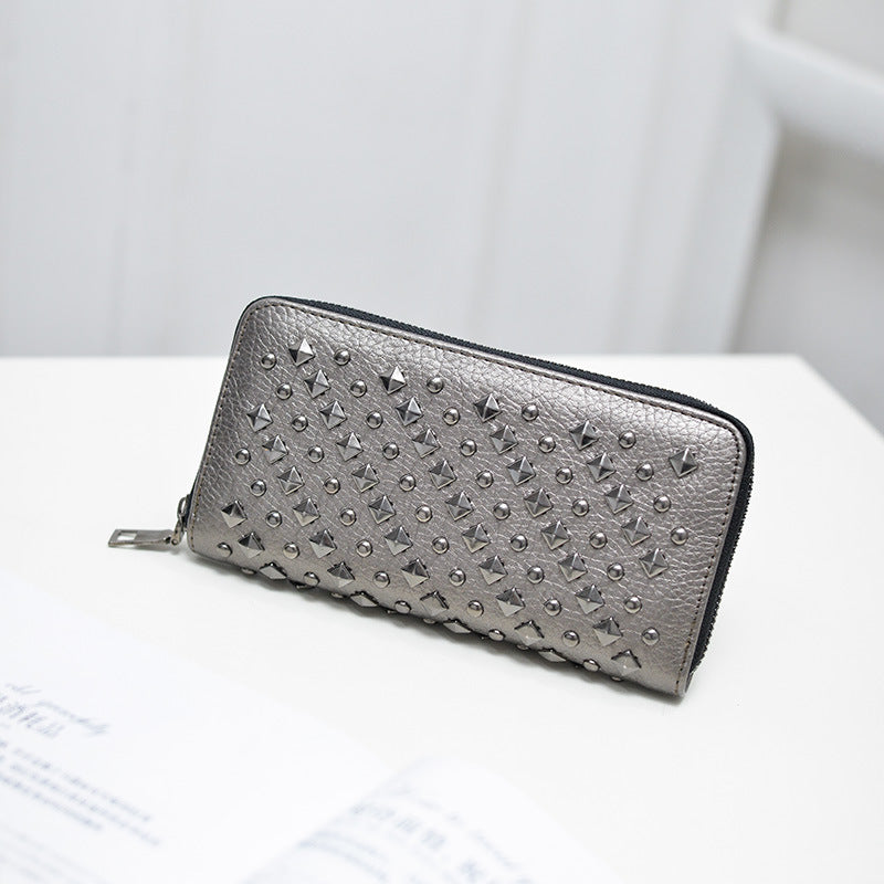 Version Of The New Punk Rivet Long Wallet Fashion Simple Clutch Large Capacity Multi-Card Pocket Wallet