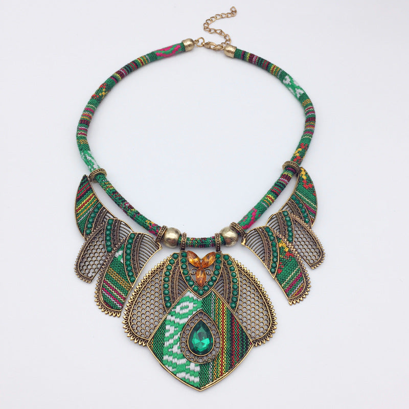 Bohemian Ethnic Style Exaggerated Necklace, Color Alloy Diamond Necklace Female Jewelry