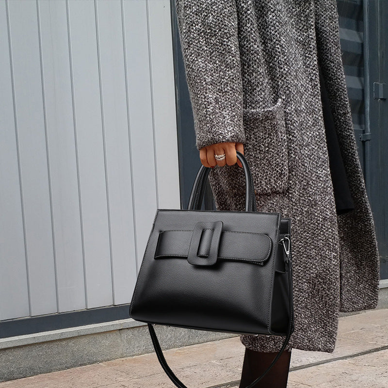 Large-Capacity Black Bag