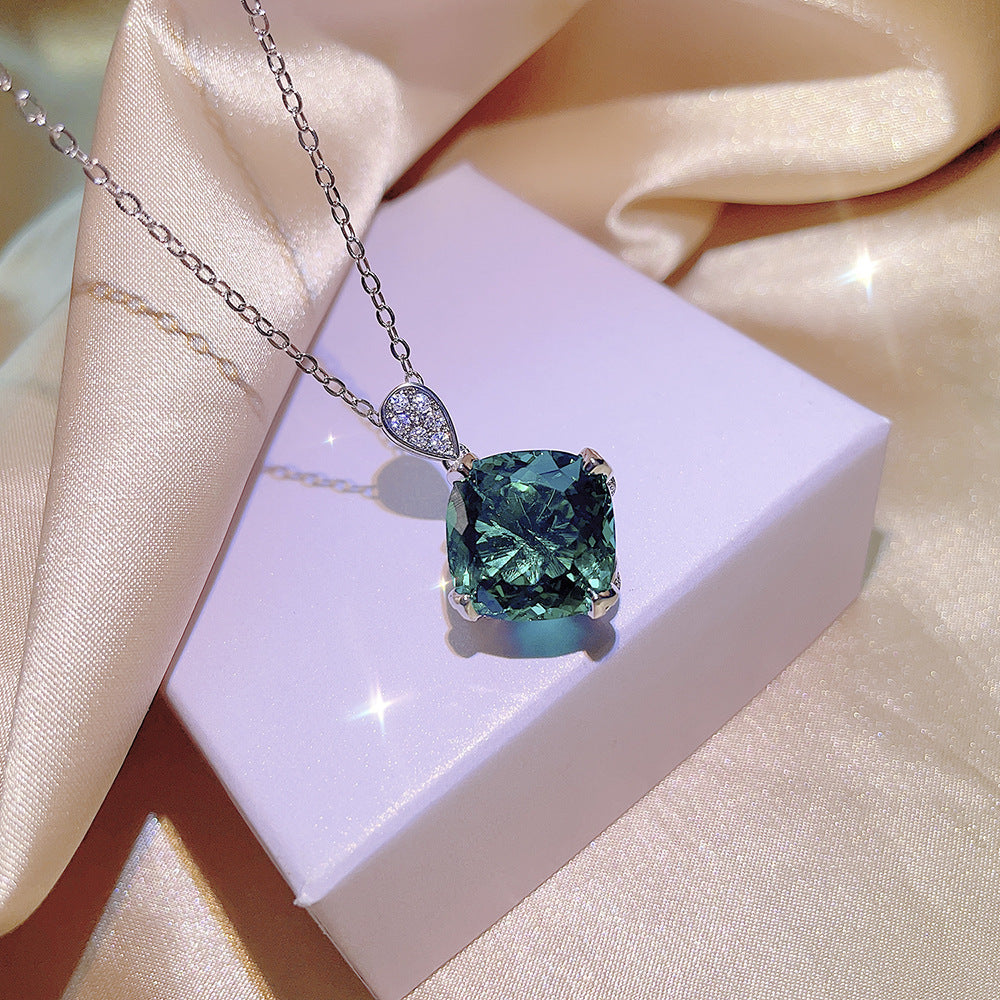 Aquamarine Topaz Pendant Yellow Diamond Suit