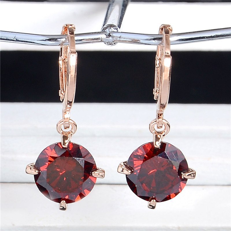 Cute and Pretty 1 Pair Gold Color Cubic Zirconia Elegant Woman Hoop Earrings For Christmas Gift