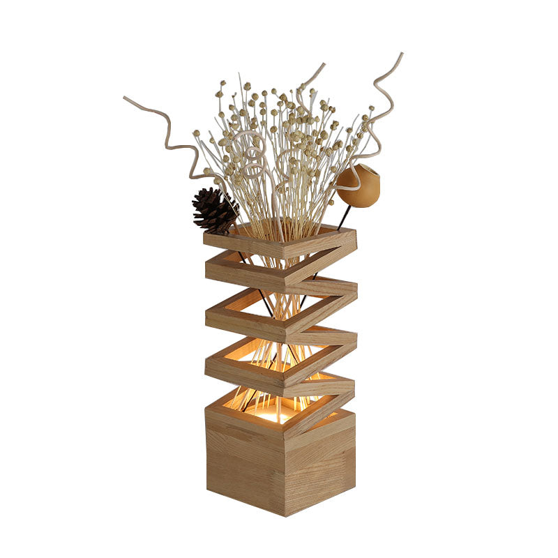 Creative and Simple Table Lamp Decoration