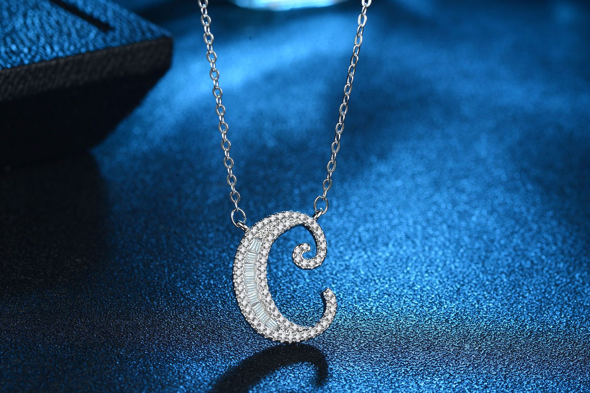 English Letter Super Flash Zircon Necklace