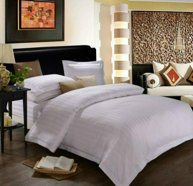 Four-Piece Hotel bedding