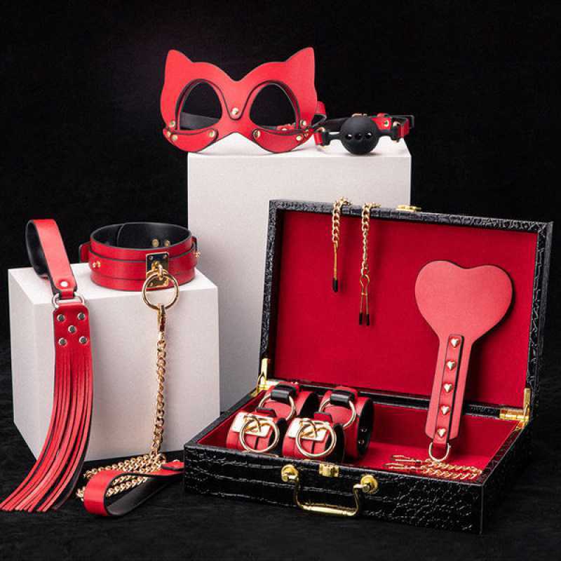 Training Handcuffs High-End On Bed