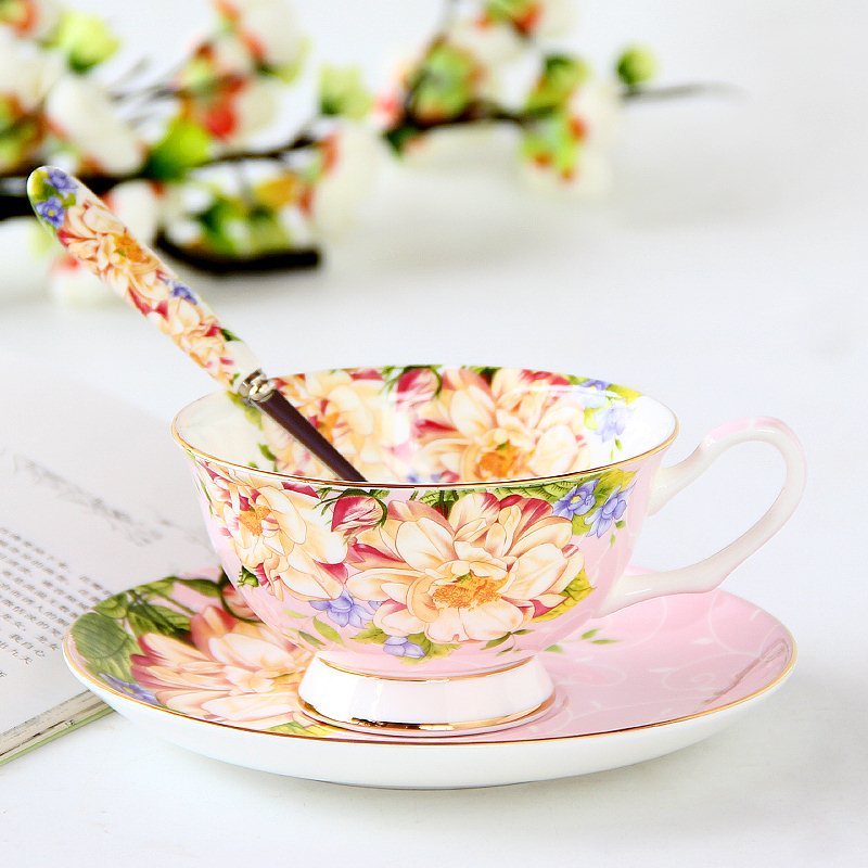 Ceramic Plates and Cups