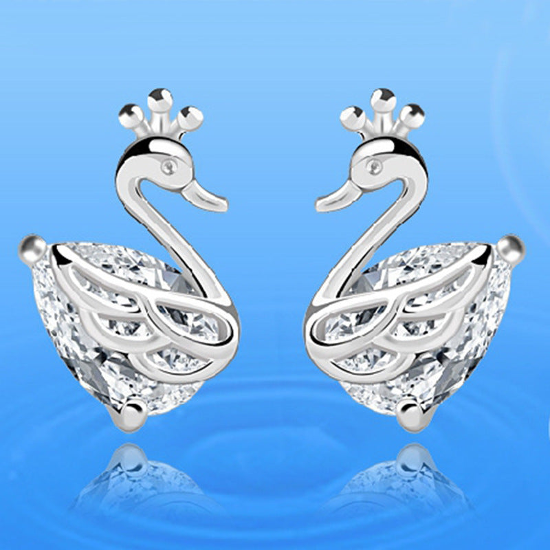 Women's Fashion Crown Swan Stud Earrings