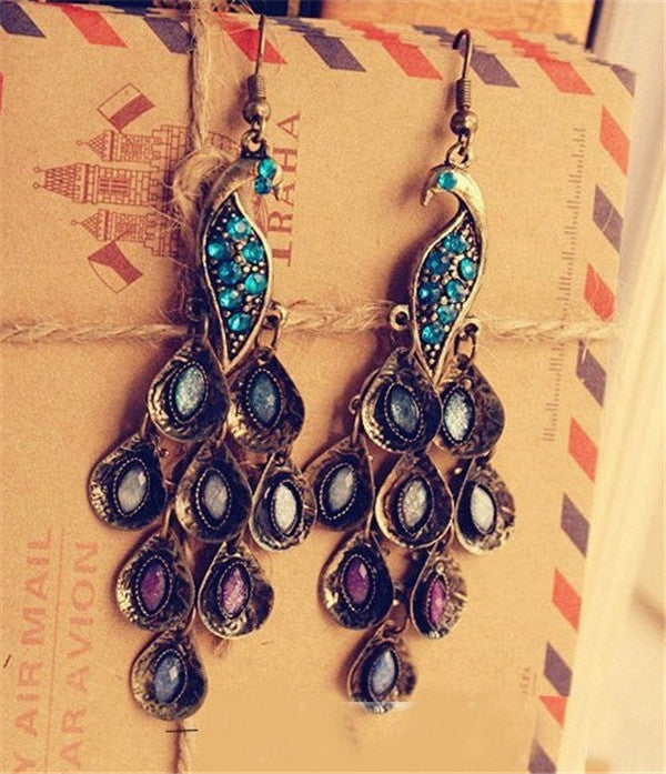 Miss Peacock Diamond Temperament Earrings