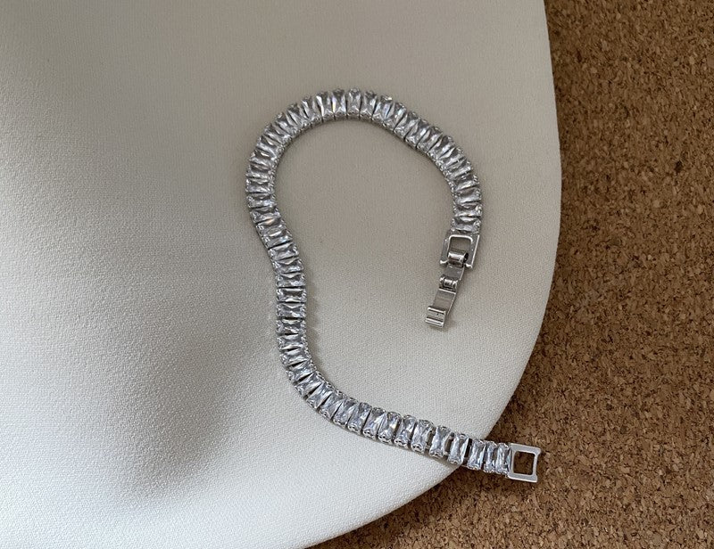 Simple Zircon Bracelet