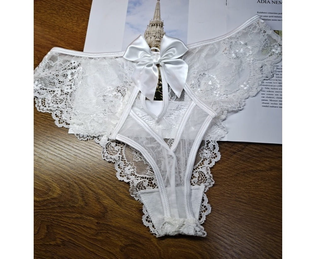 Sexy Low-Waist Seamless Mesh Lace Panties