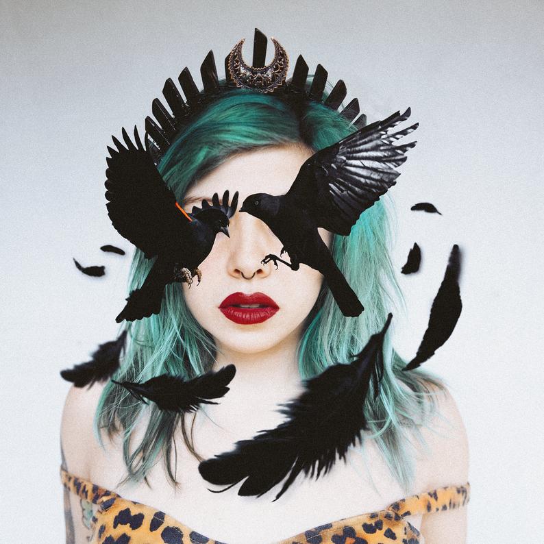 Natural Obsidian Chip Moon Crown