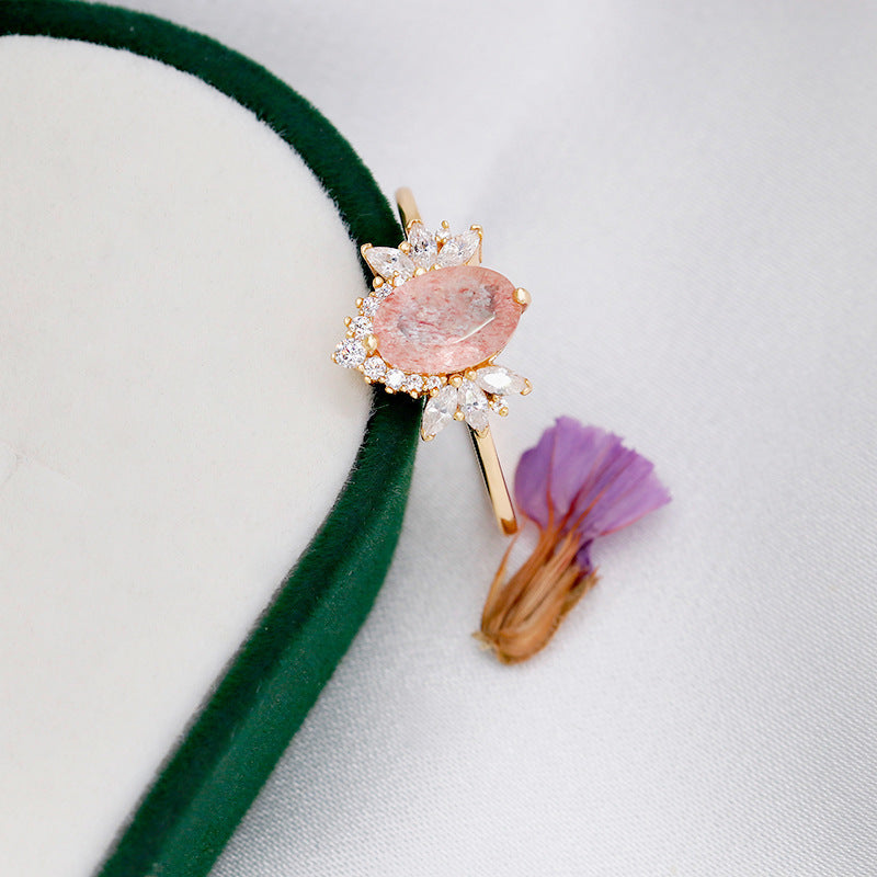 Strawberry Crystal Ring Fashion Niche