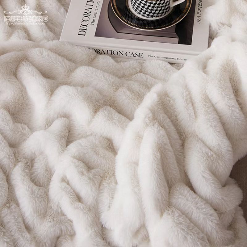 Thickened Warm Leisure Sofa Rabbit Plush Blanket