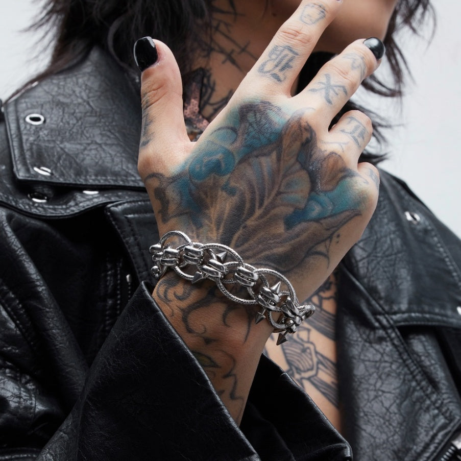 Rivet Heavy-Duty Castle Thorn Bracelet