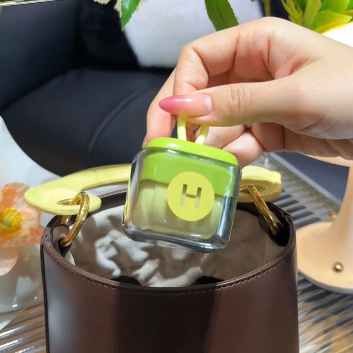 New Multi-Functional Cleaning Portable Home Does Not Hurt Clothes Burr Removing Ball Roller Lent Remover