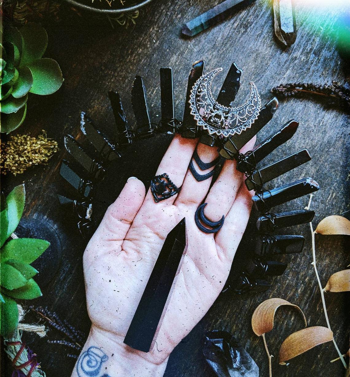 Natural Obsidian Chip Moon Crown