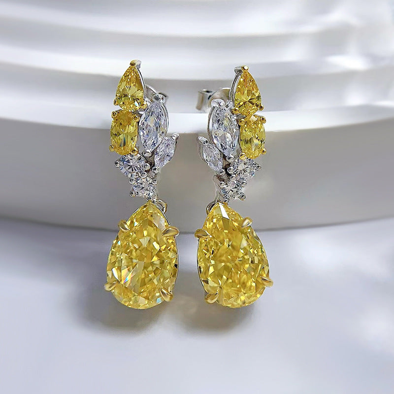 Fashion Pear-Shaped Yellow Diamond Earrings