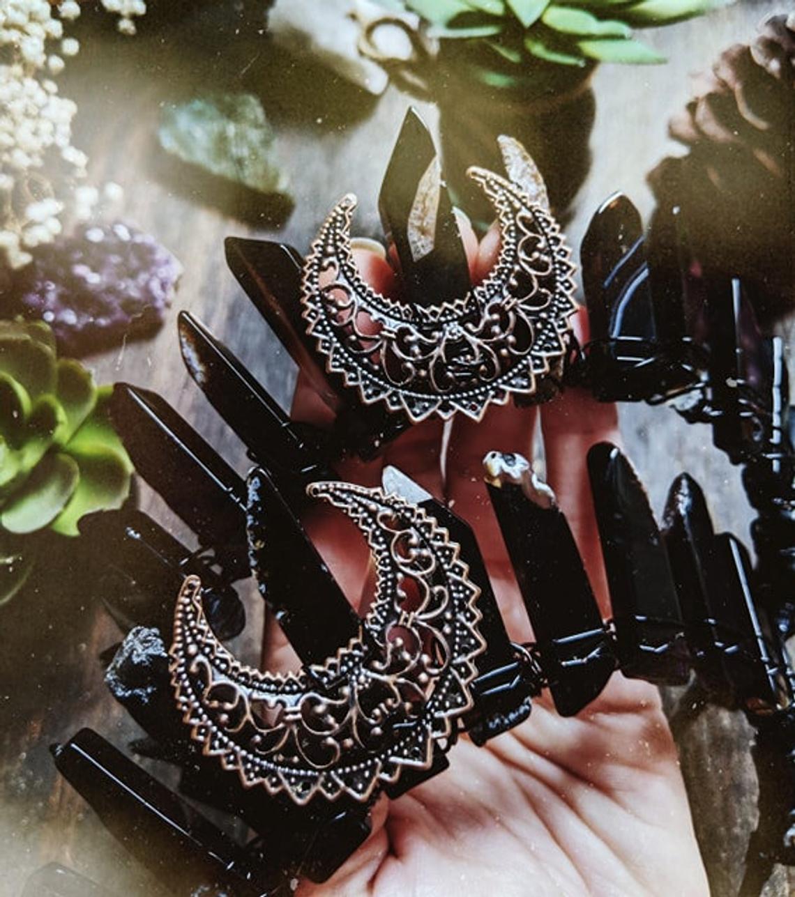 Natural Obsidian Chip Moon Crown