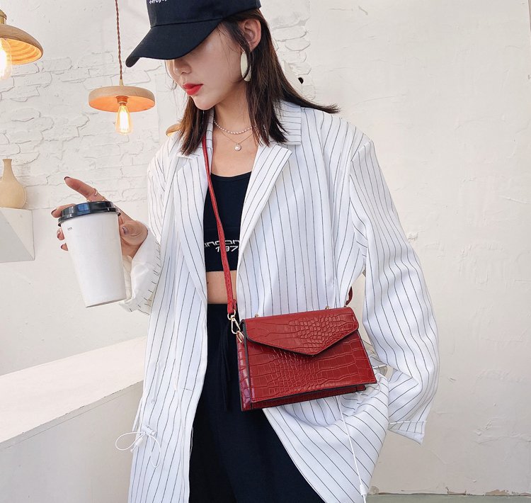 PU Female Bag Shoulder Bag Small Square Bag PU Shoulder Messenger Portable Soft Bread Cover