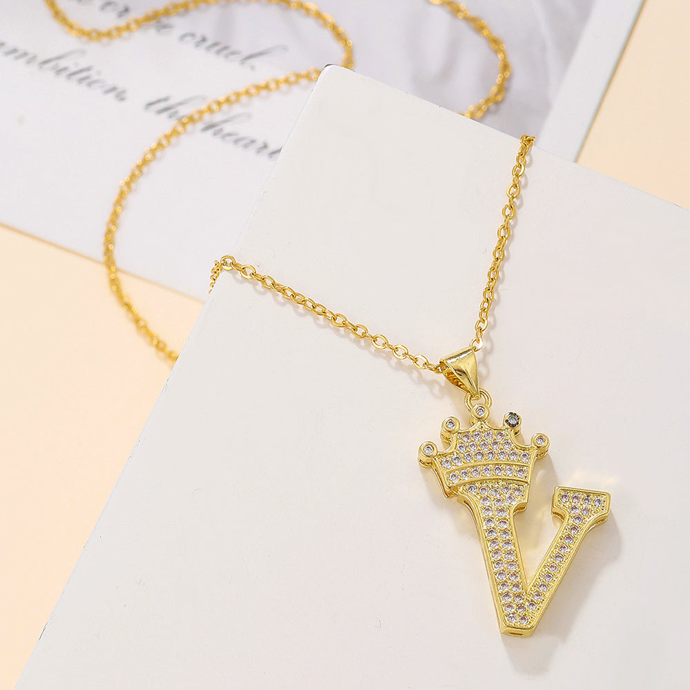 1PCS Fashionable Gold Diamond Crown Uppercase Letter Popular Pendant Necklace, Suitable For Daily Use, Festivals, Parties, Gifts Jewelry Set