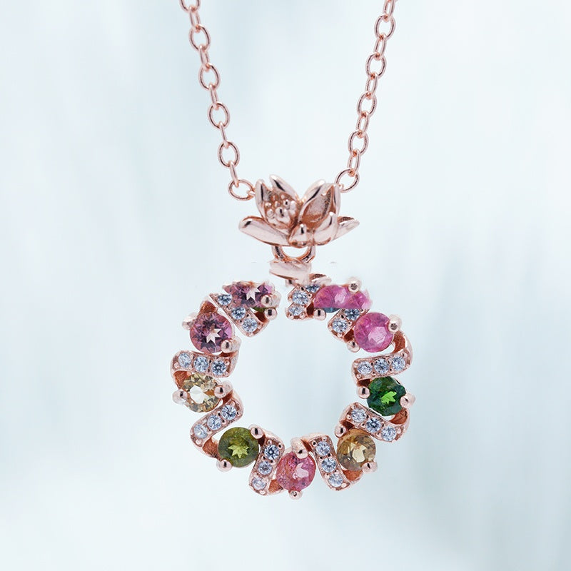 Women's Fashion Dry Spin Peony Flower Crown Doughnut Pendant Necklace