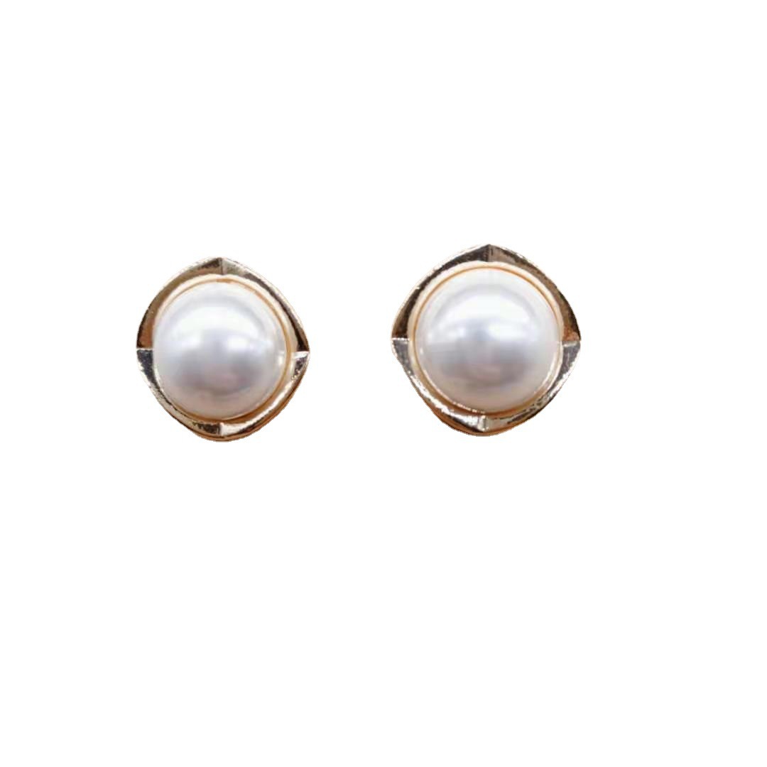 European And American Light Luxury Atmospheric Earrings